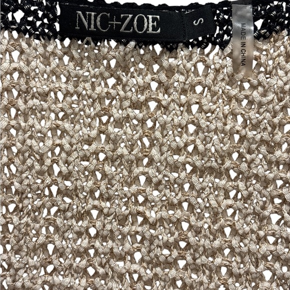 NIC+ZOE Black and Cream V-Neck Sweater - Picture 3 of 4